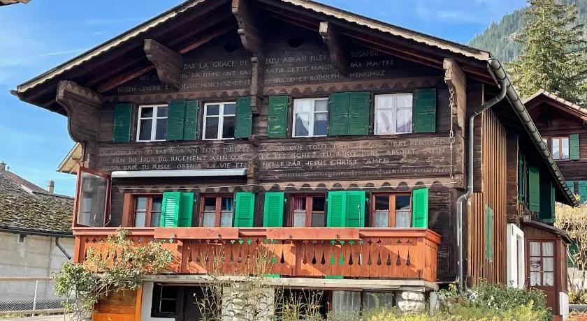 Chalet Nostalgie - Image 1