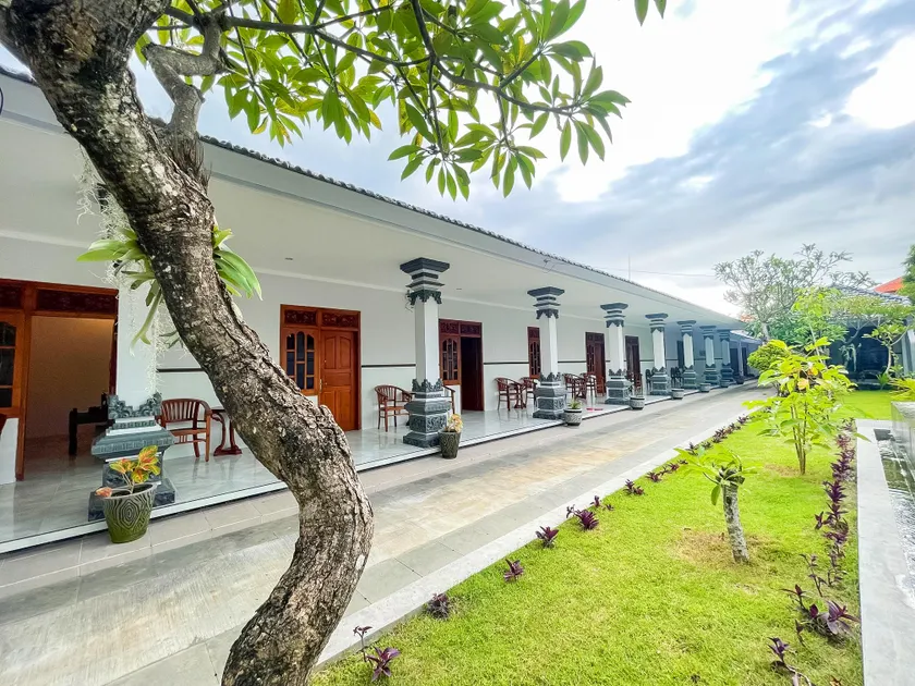 Ocean Blue Inn Benoa - Image 1