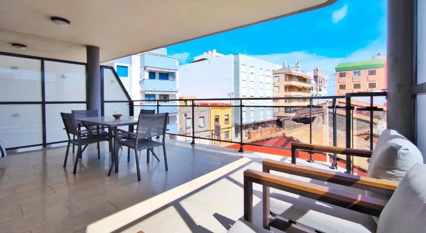 Apartamento con terraza en Playa Grau de Moncofa - Image 1
