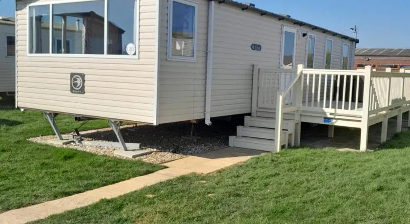 L83 amazing holiday home - Image 1