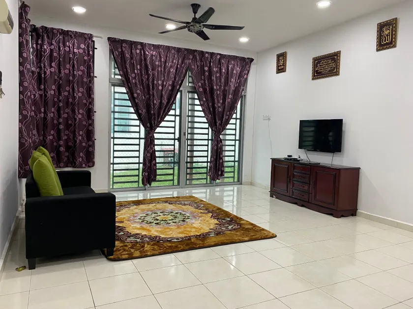 JARUM PENITI HOMESTAY PCB KOTA BHARU - Image 1