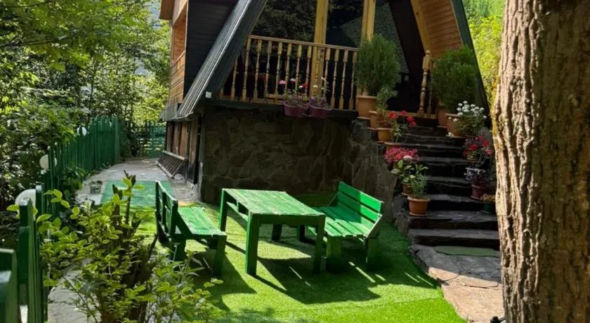 Riverhush cabin - Image 1