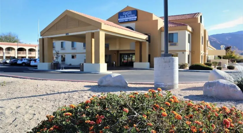 Oasis Inn & Suites 29 Palms Hotel Joshua Tree National Park - Image 1