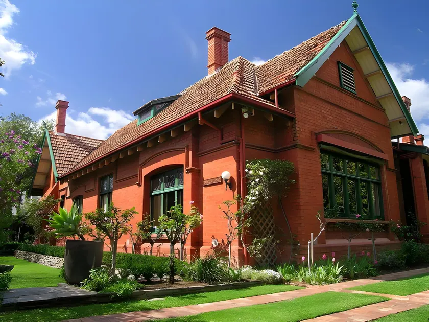 Buxton Manor - Image 1