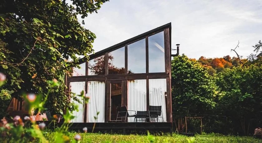 Dumbo Eco Camp - Image 1