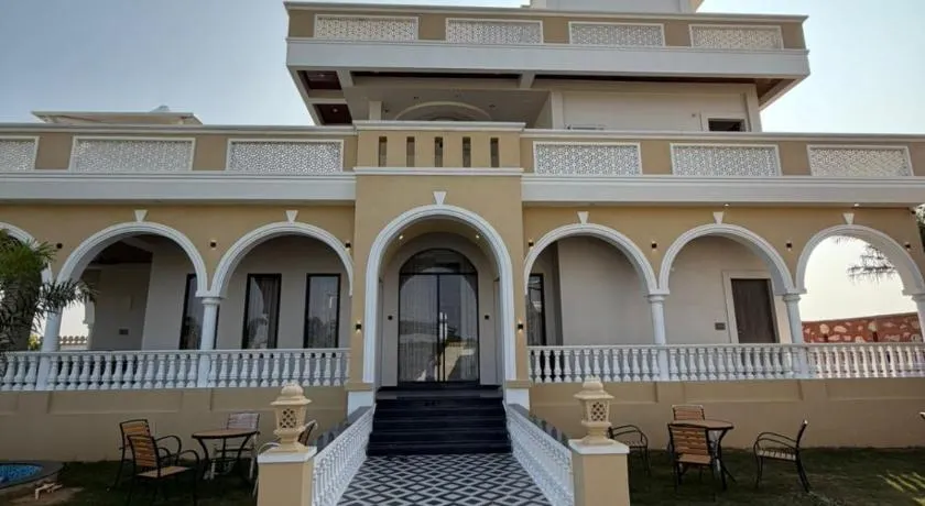 The royal Haveli farm stay - Image 1