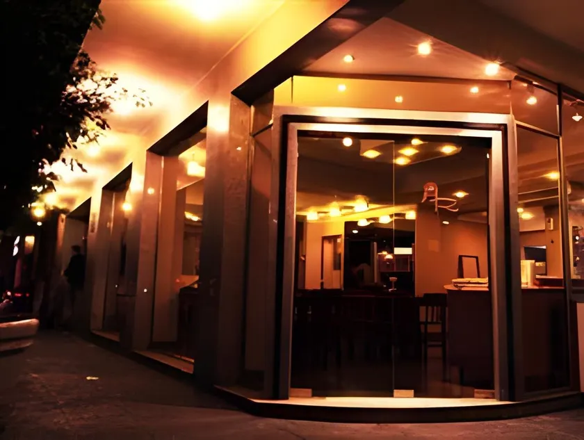 Hotel Rey - Image 1