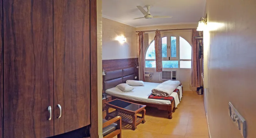 Hotel Rangoli - Image 1