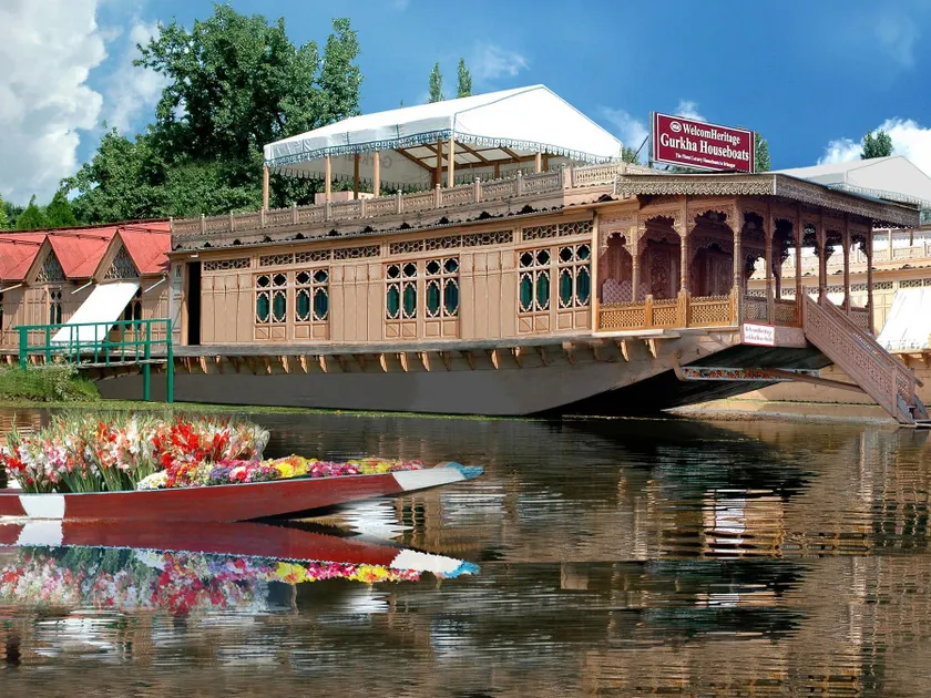 WelcomHeritage Gurkha Houseboats - Image 1