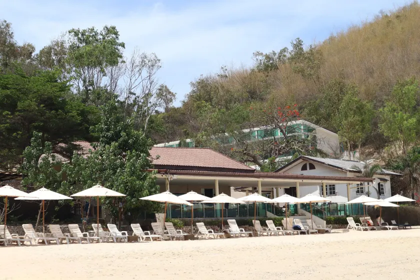 Ta Yai Beach Resort - Image 1