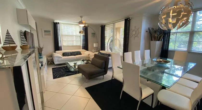 The Nautical! Amazing 3Bed 2Bath Apartment at Aventura Yacht Club - Image 1