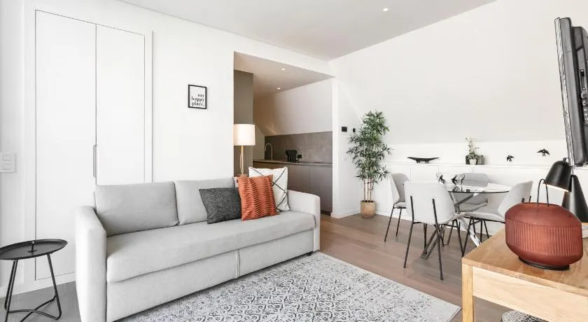 Prata Riverside Apartment - Image 1