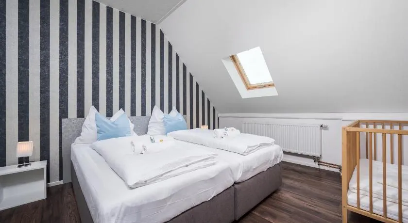 Jizerské hory, apartmány, zahrada, Penzion Pod Sudem - Image 1