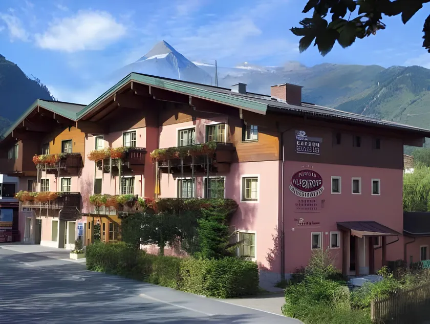 PEOPLE'S Hotel - Image 1