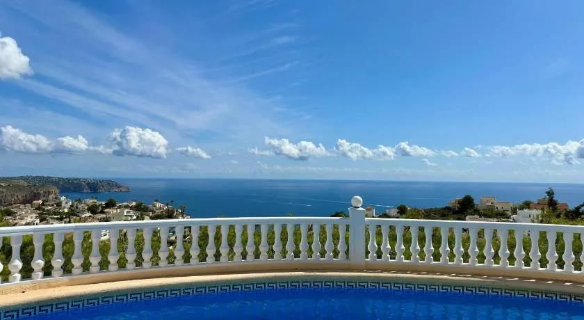Villa Elena - Image 1
