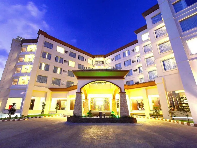 Zurich Hotel Balikpapan - Image 1