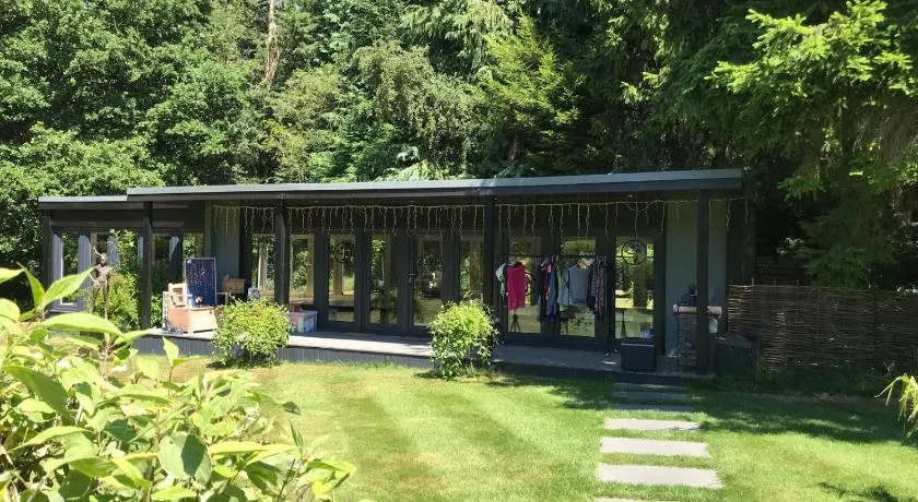 Highcroft House - Image 1