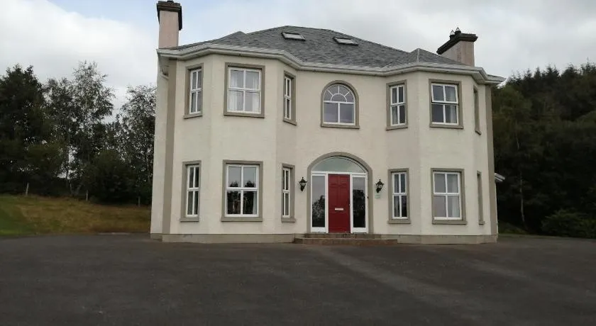 Rosswood House - Image 1