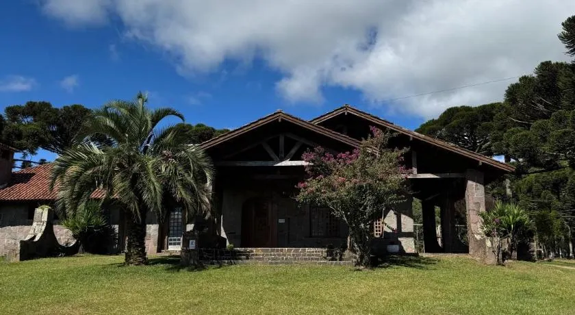 Pousada Casa de Pedra - Image 1