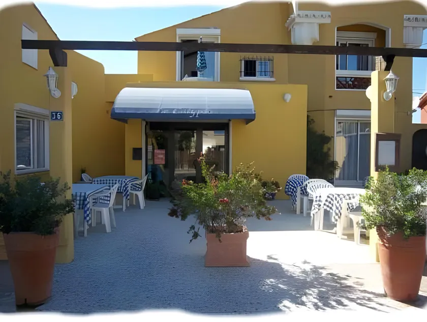 Hôtel le Calypso - Image 1