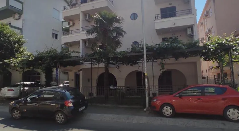 Apartments Mare Budva - Image 1