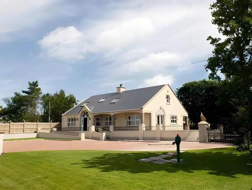 The Causeway Lodge - Image 1