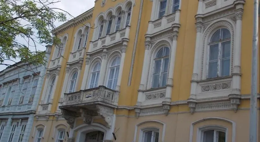 Vörösmarty tér Apartman - Image 1