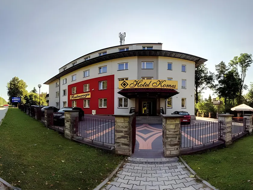Hotel Komes - Image 1