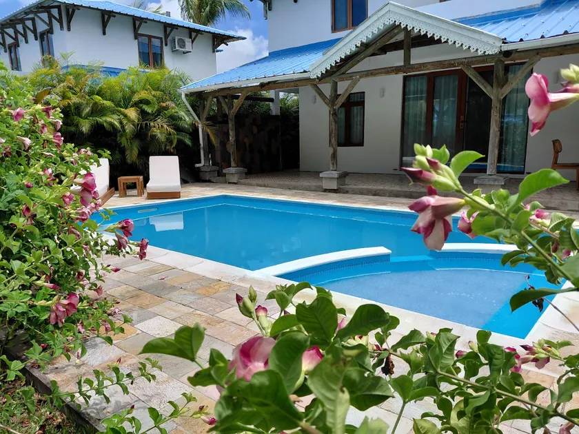 Orchid Villas by Sea Resorts - Image 1