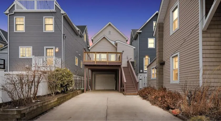 Sea Bright Gem Steps to Beach and Parking home - Image 1