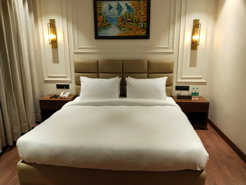 The Royal Velvet Hotel & Resort - Image 1