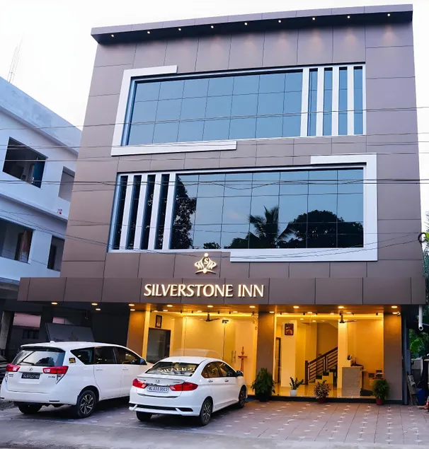 Silverstone Inn - Image 1