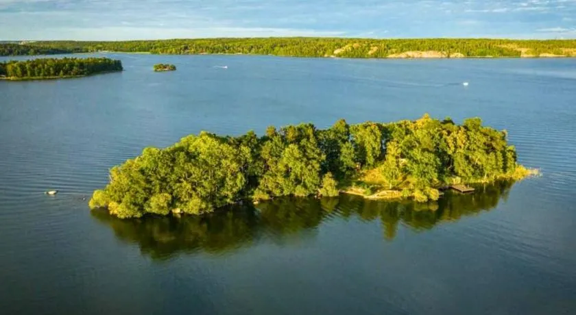 Escape to Your Very Own Private Island - Just 30 Minutes from Stockholm - Image 1