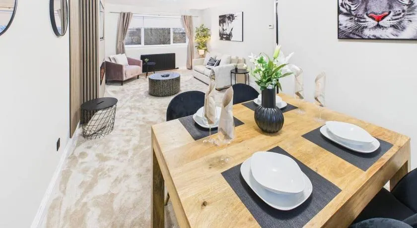 Well Presented 2 Bedroom Apartment, Glasgow. - Image 1