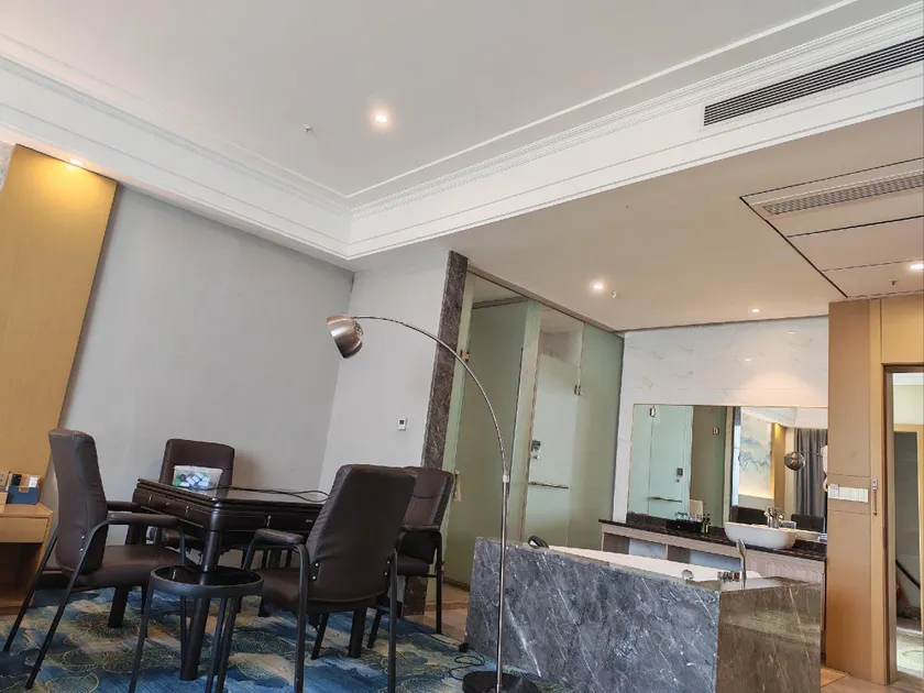 Heshan Fengshun International Hotel (Chenshan Expressway Toll Station Branch) - Image 1