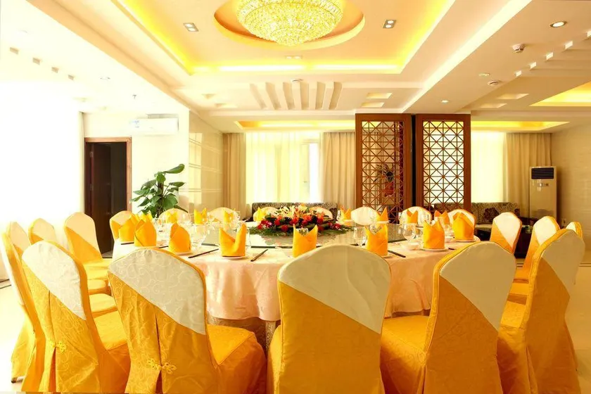 Lianping Nanfang Hotel - Image 1