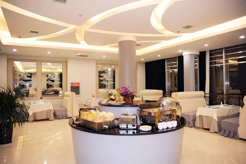 Dongchuan Tongdu Hotel - Image 1