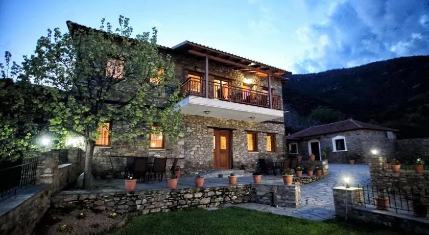Traditional Apartments Tsikrikonis - Image 1