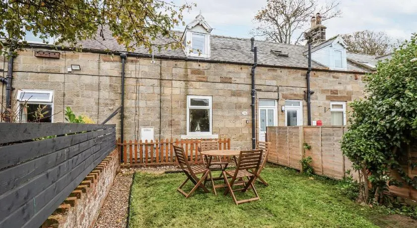 2 High Stakesby Cottages - Image 1