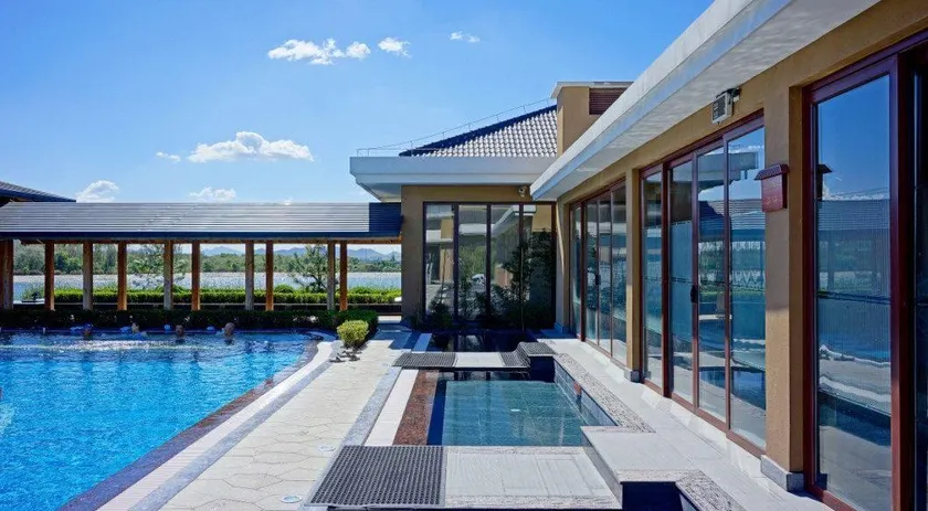 Ming Lake International Hot Spring Ski Resort Hotel - Image 1