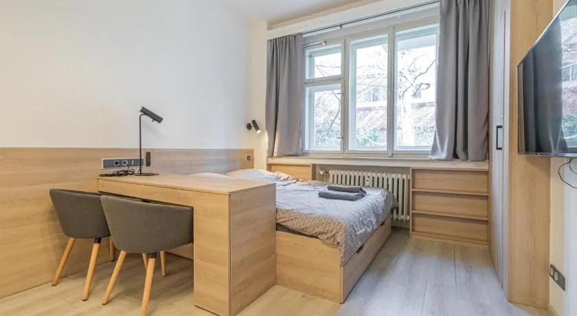 Business Studio Andel, 10 min to Centre, NETFLIX, Paid Parking - Image 1