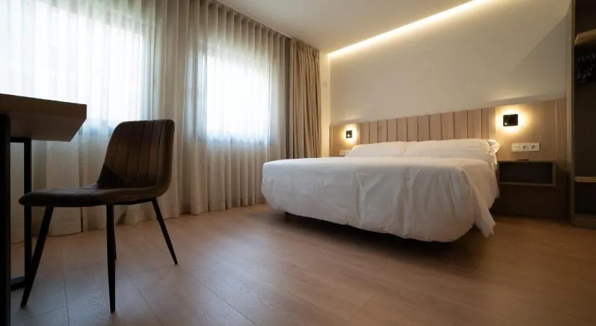 Yoanna Hotel - Image 1