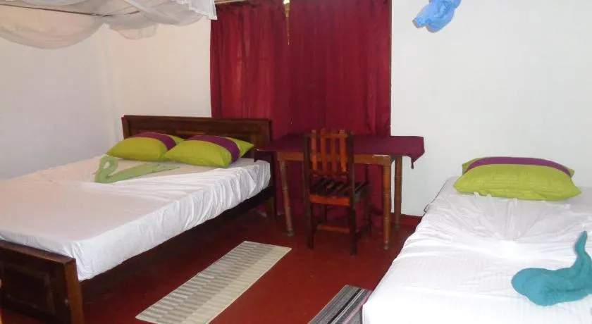 Wellawaya Rest House - Image 1