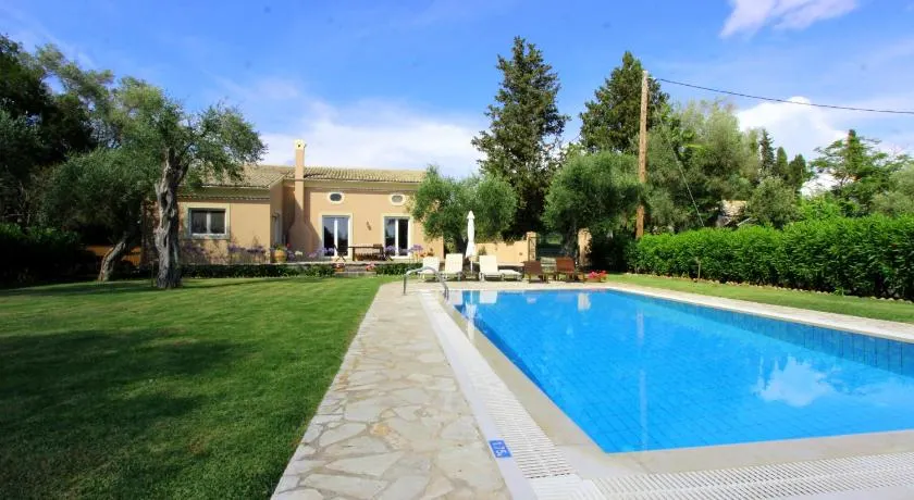 STONE ROSE VILLA - Image 1