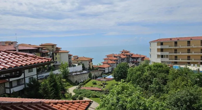 PSB Apartments in Etara 2 & 3 Complex Sveti Vlas - Image 1