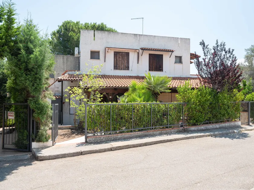 Haus am Meer in Roseto Capo Spulico - Image 1
