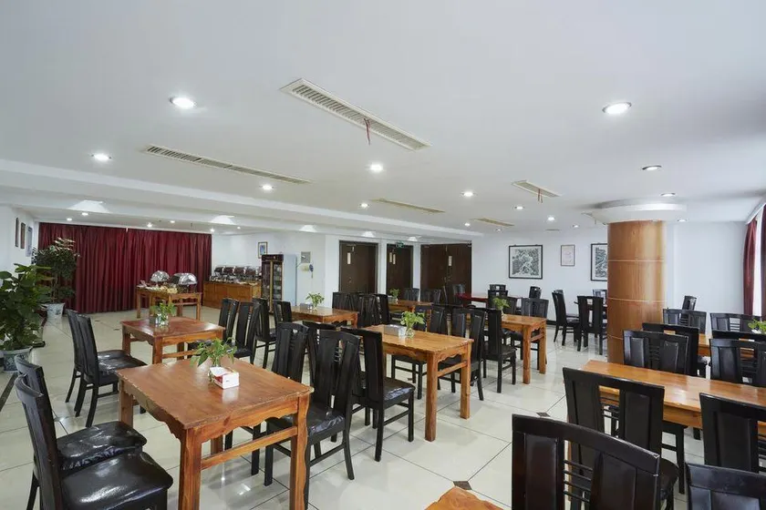 Tianhua Hotel - Image 1