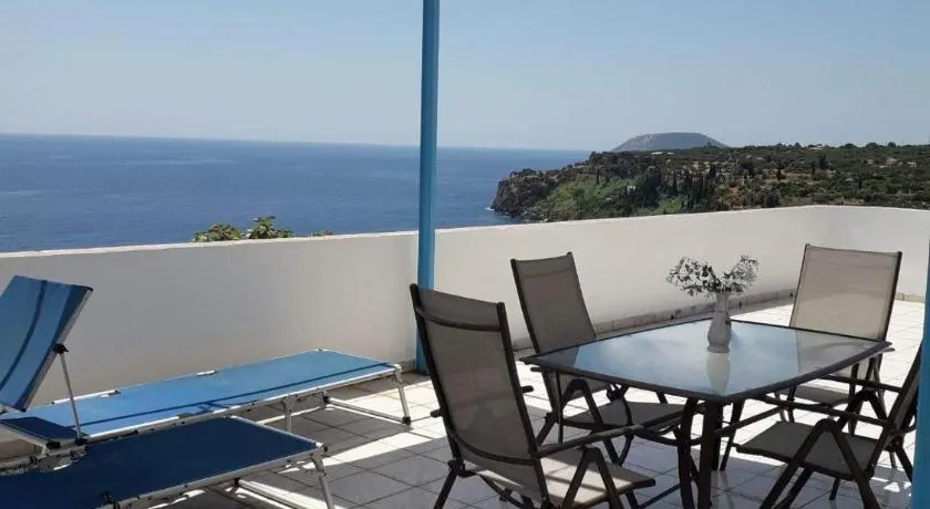 Giota & Antonia Apartments - Image 1