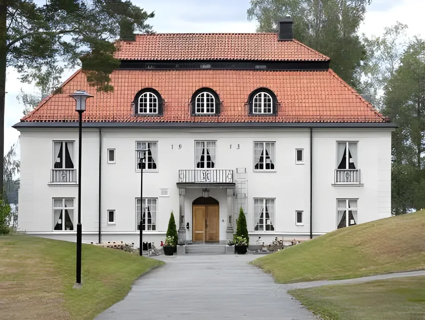 Bommersvik Hotell & Konferens - Image 1