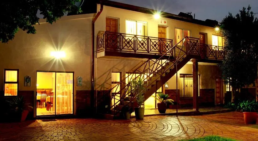 Clubview Guest House - Image 1